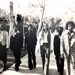 李辉操逼给他爸操了吗
