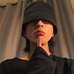 李辉操逼给他爸操了吗
