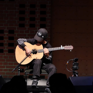 李辉操逼给他爸操了吗
